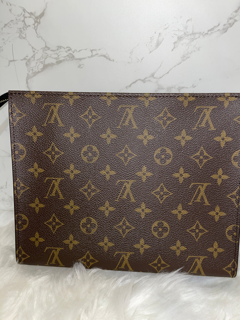 LOUIS VUITTON Poche Toilette (BRAND NEW)