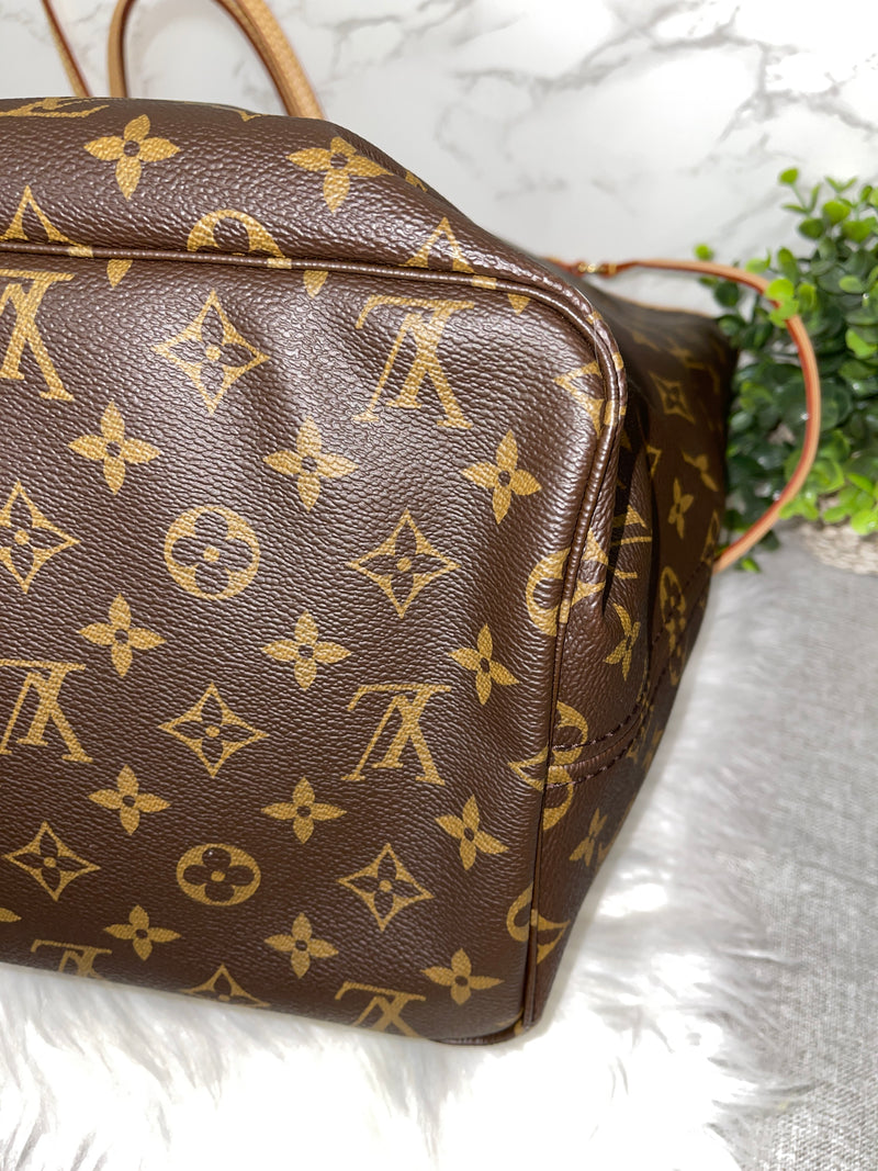 LOUIS VUITTON Monogram Neverfull GM