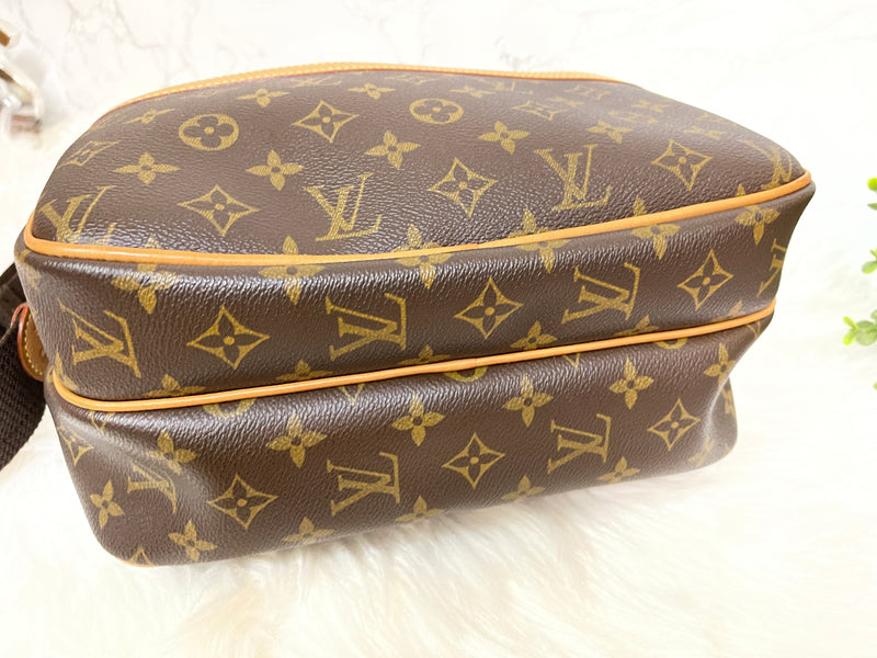 LOUIS VUITTON Reporter PM