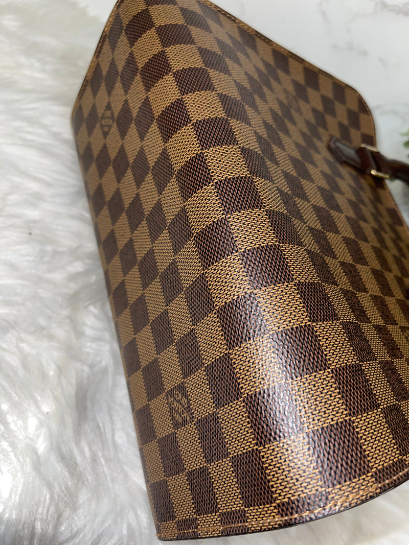 LOUIS VUITTON Damier Ebene Triana