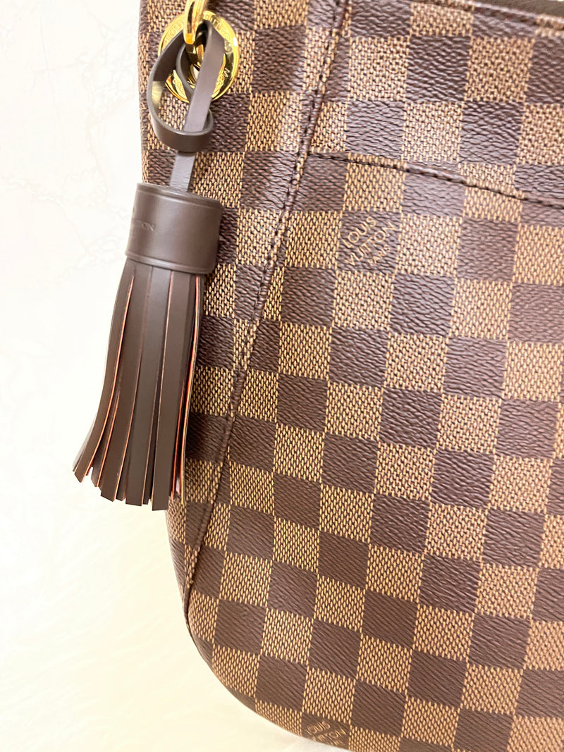 LOUIS VUITTON Damier Ebene South Bank Besace PM