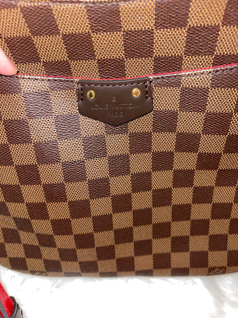 LOUIS VUITTON Damier Ebene South Bank Besace PM