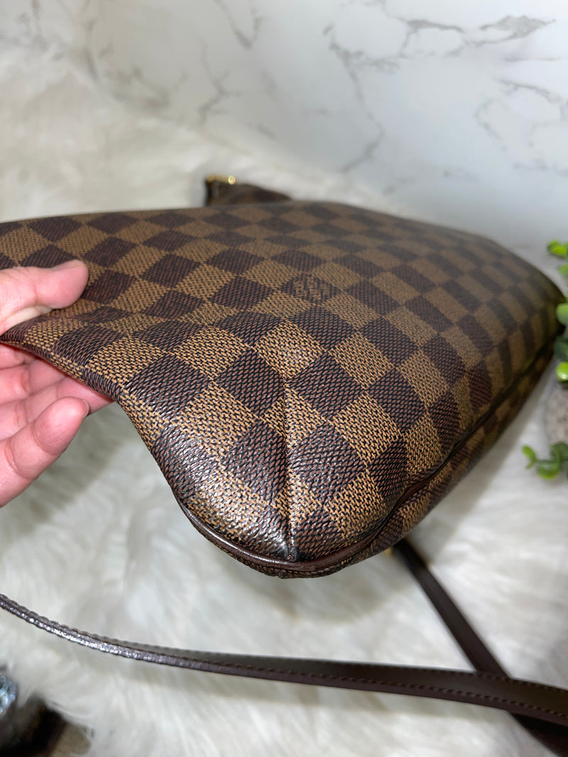 LOUIS VUITTON Bloomsbury Damier Ebene