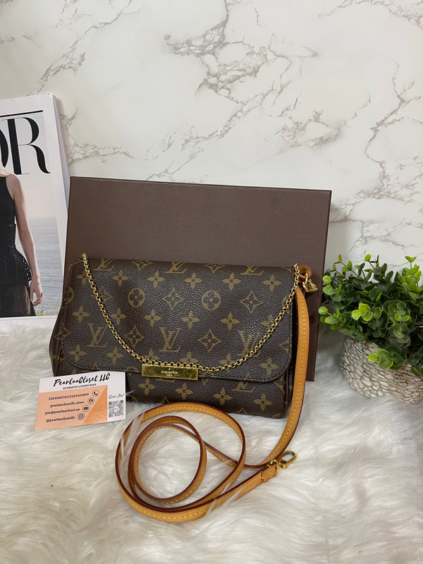 LOUIS VUITTON Monogram Favorite MM