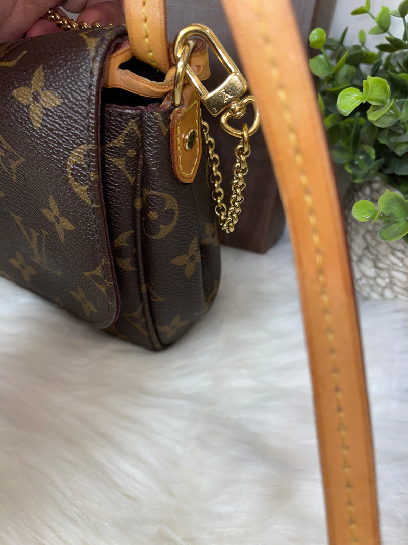 LOUIS VUITTON Monogram Favorite MM