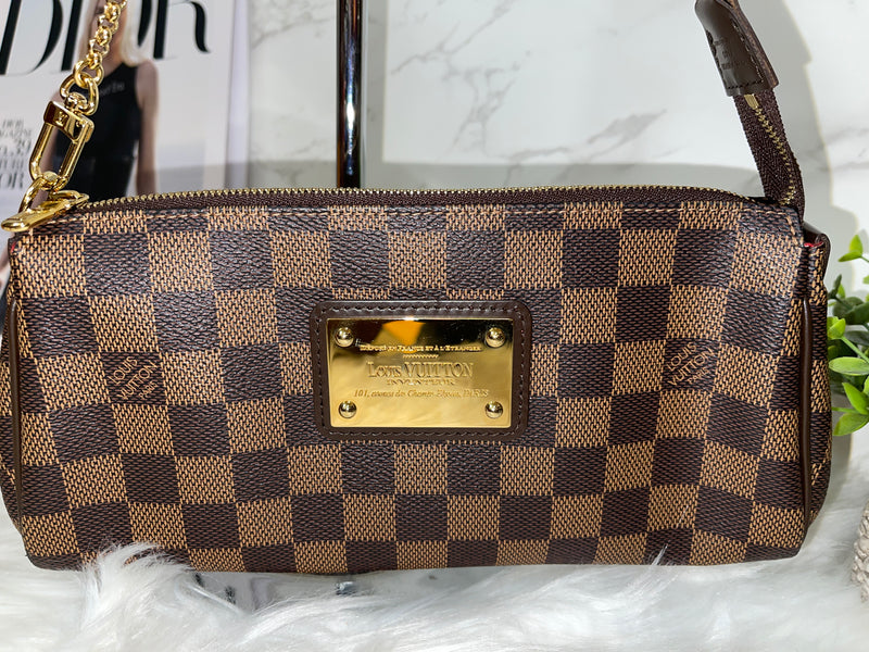 LOUIS VUITTON Damier Ebene Eva Clutch