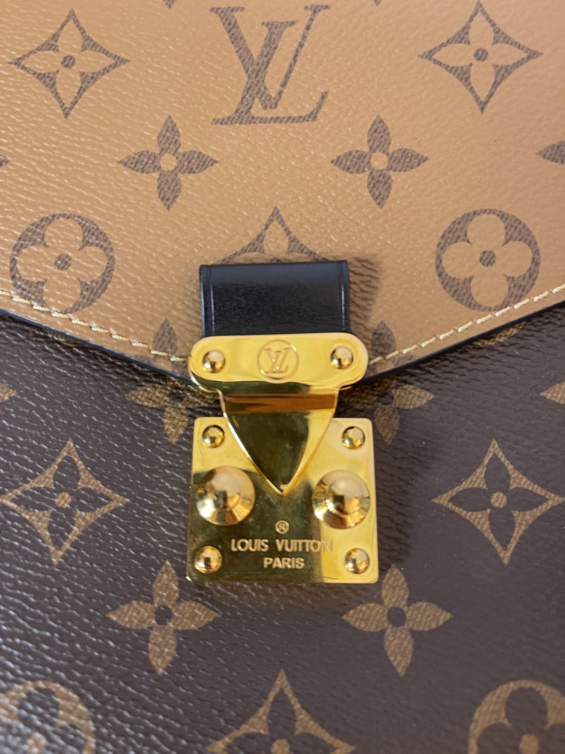 LOUIS VUITTON Monogram Reverse Canvas Pochette Metis