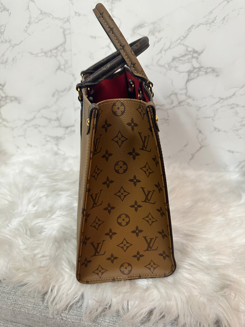 LOUIS VUITTON On-The-Go Reverse MM