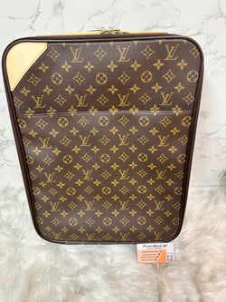 LOUIS VUITTON Monogram Canvas Pegase 45 Cabin Size Luggage