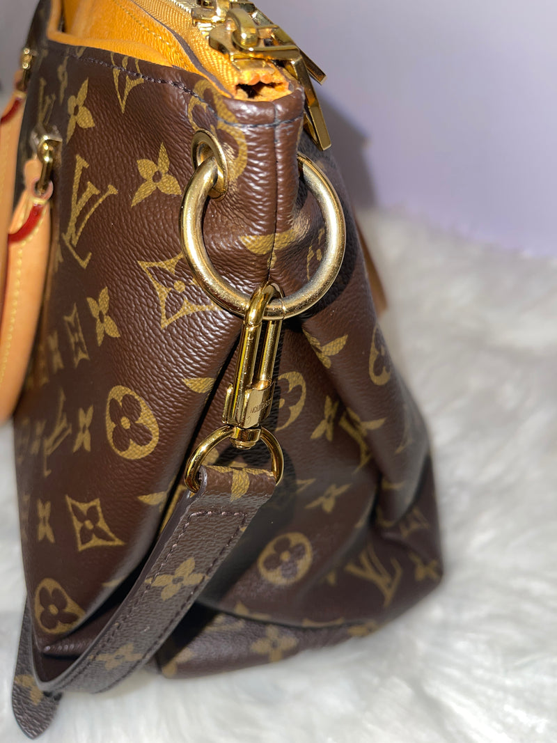 LOUIS VUITTON Pallas Monogram MM