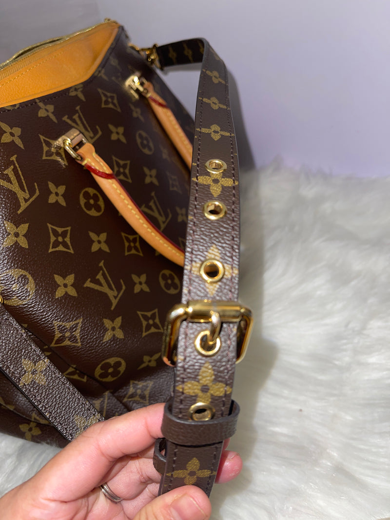 LOUIS VUITTON Pallas Monogram MM