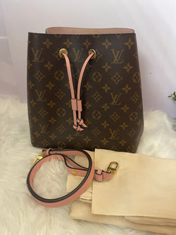 LOUIS VUITTON  NeoNoe MM Monogram Canvas Rose Poudre