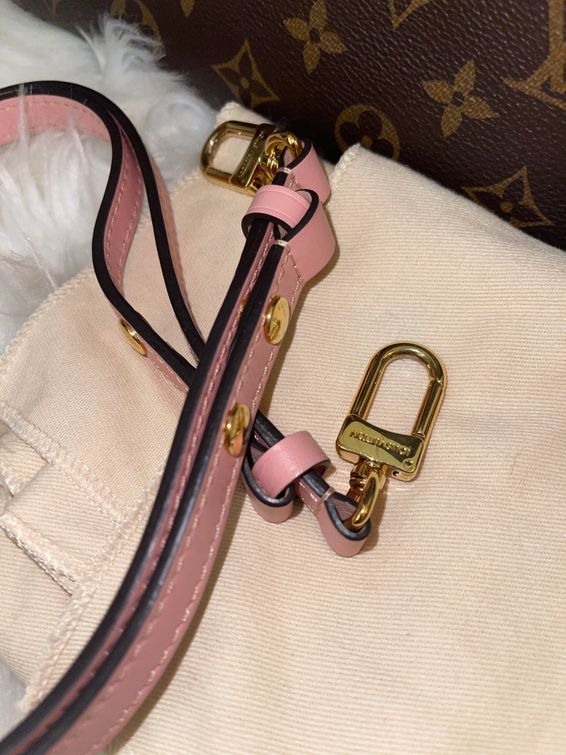 LOUIS VUITTON  NeoNoe MM Monogram Canvas Rose Poudre