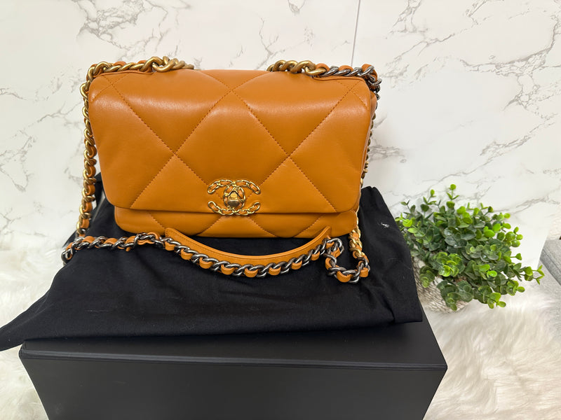 CHANEL 19 Caramel Gold Hardware