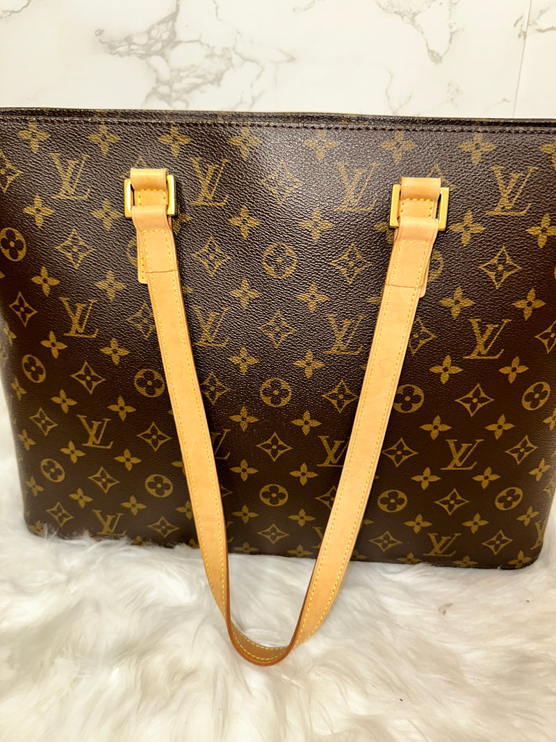 LOUIS VUITTON Monogram Luco