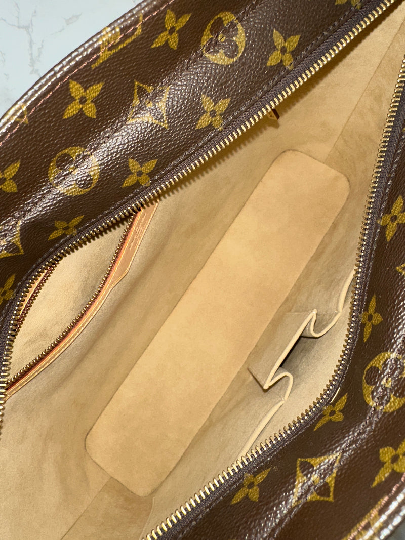 LOUIS VUITTON Monogram Luco