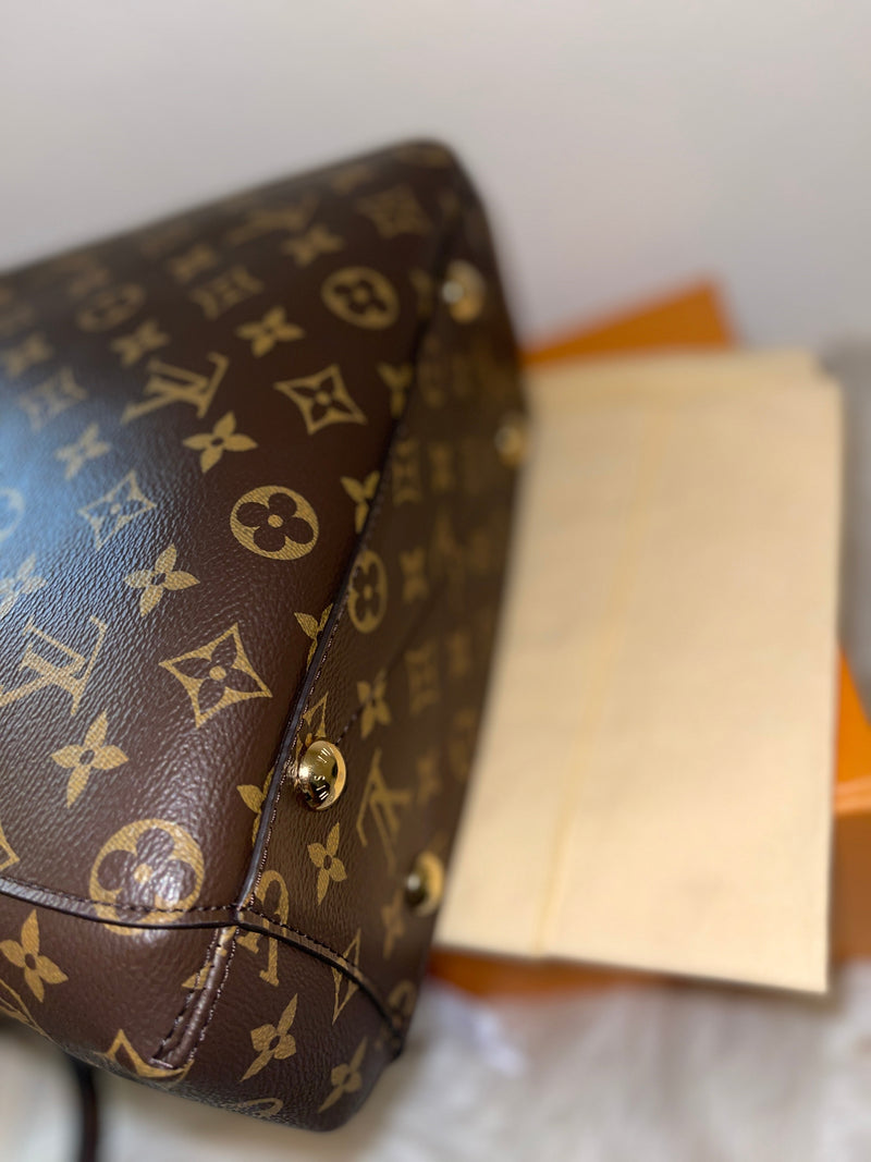 LOUIS VUITTON Monogram Canvas Montaigne BB Bag