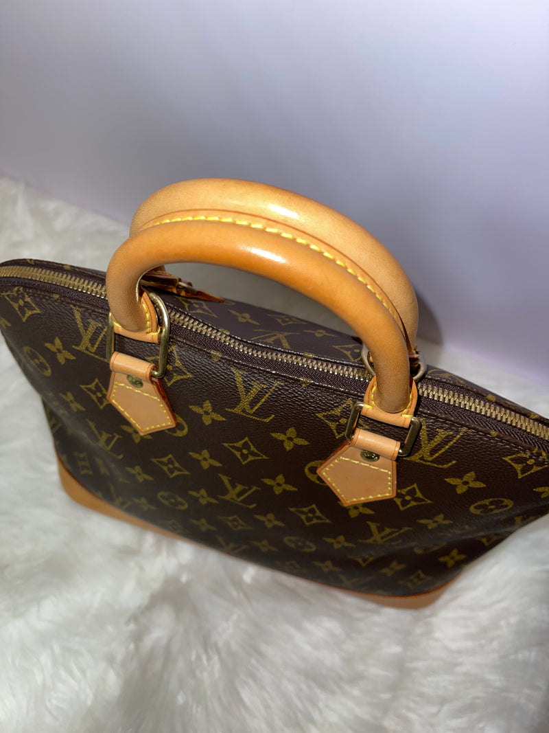 LOUIS VUITTON Monogram Canvas Alma PM