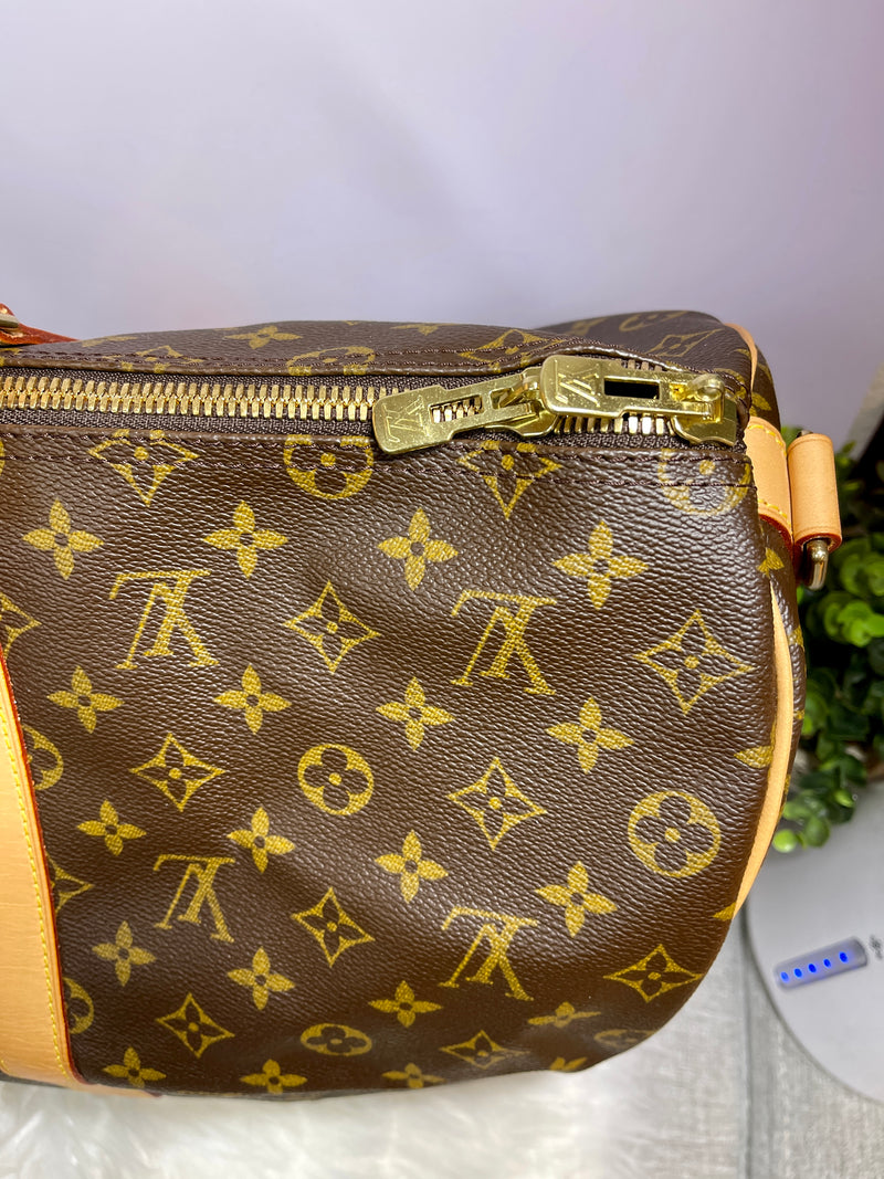 LOUIS VUITTON Keepall Bandouliere 50 Monogram