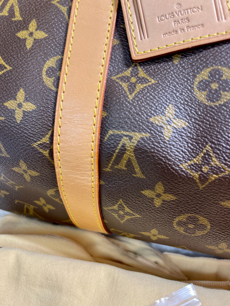 LOUIS VUITTON Keepall Bandouliere 50 Monogram