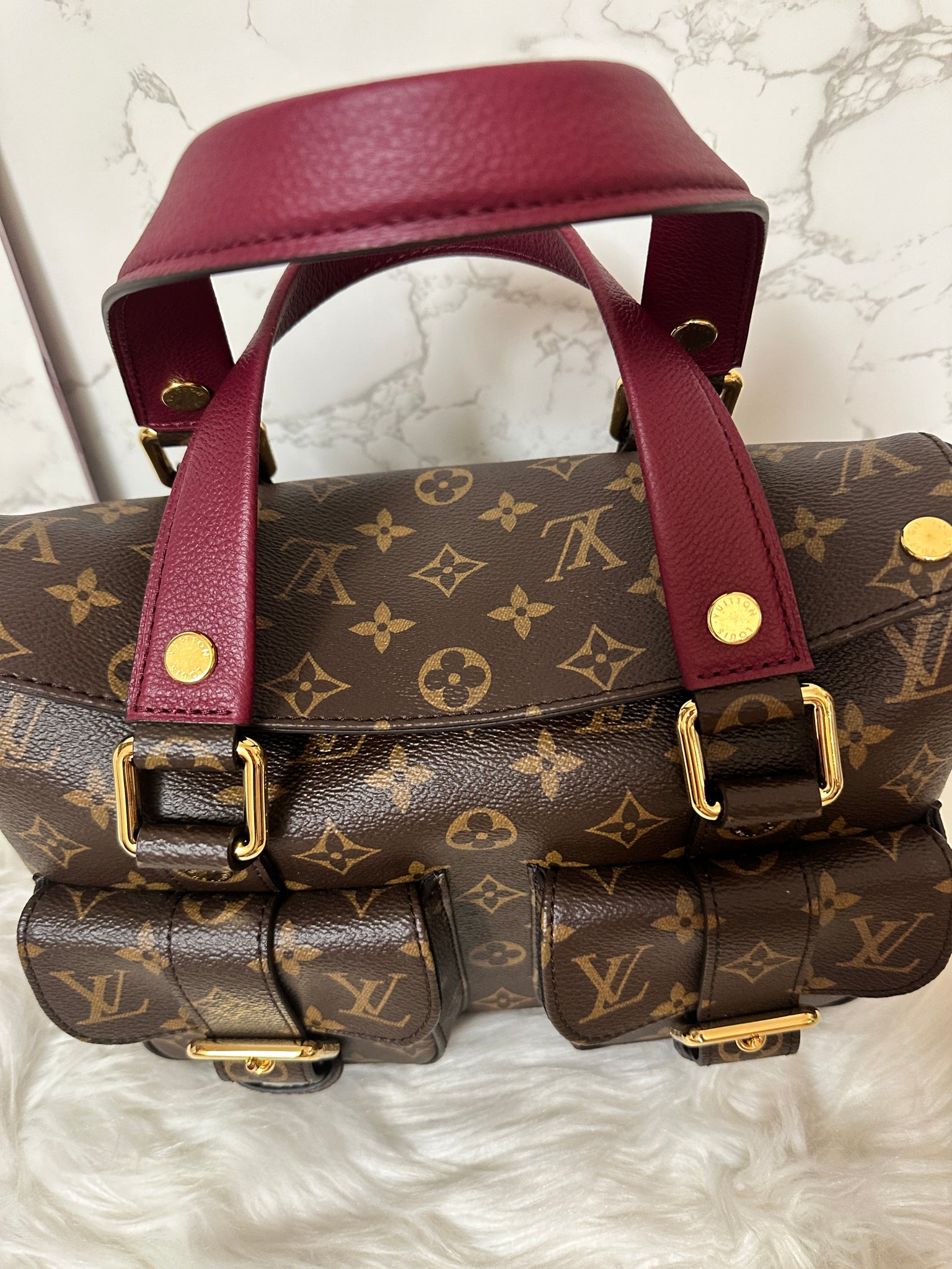 Louis Vuitton Manhattan Burgandy limited edition – PearlaaClosetLLC