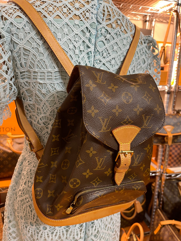 LOUIS VUITTON Monstsouris MM