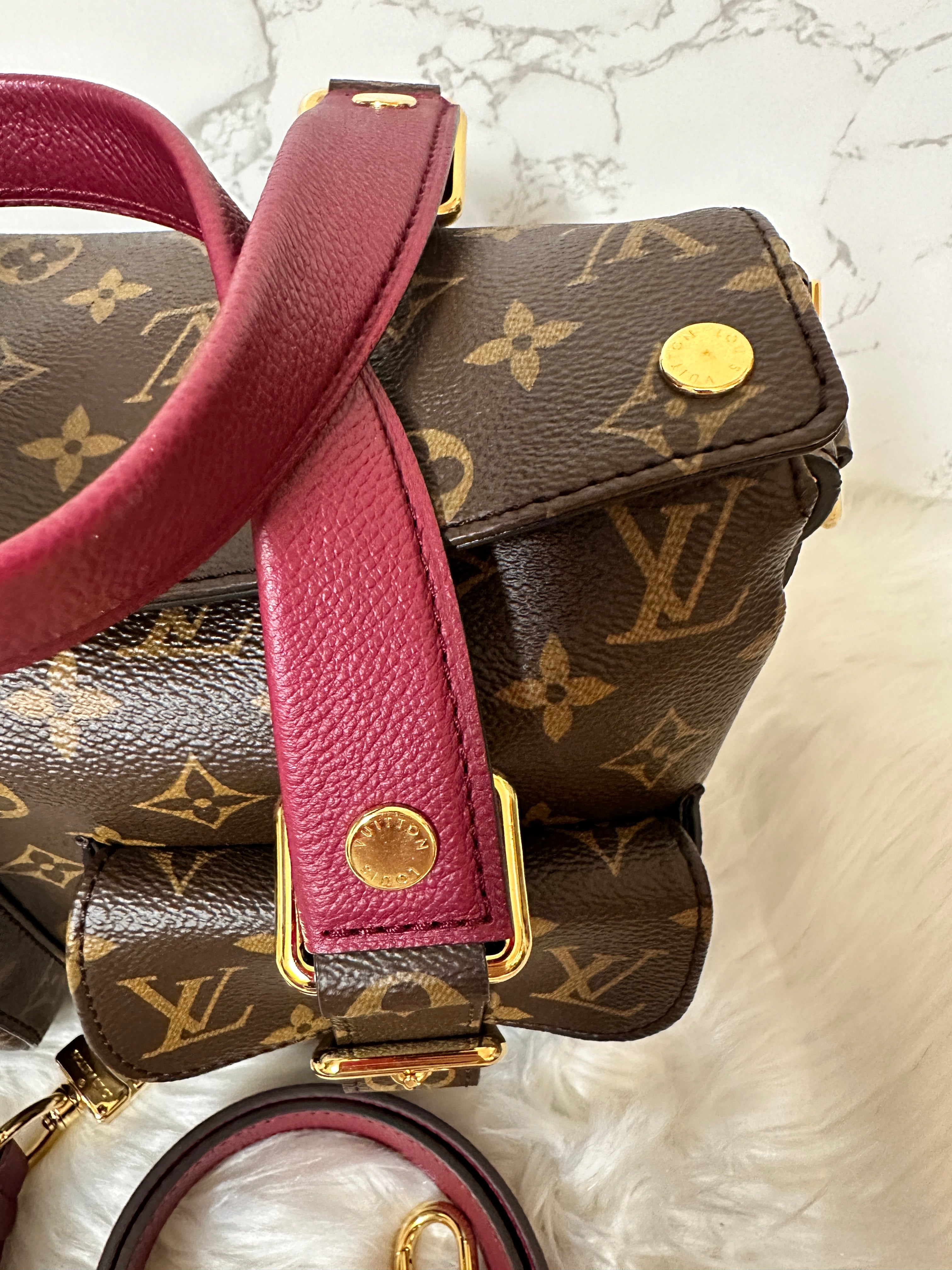 Louis Vuitton Manhattan Burgandy limited edition – PearlaaClosetLLC