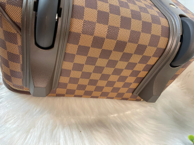 LOUIS VUITTON Pegase 45 Damier Ebene (LIKE NEW)