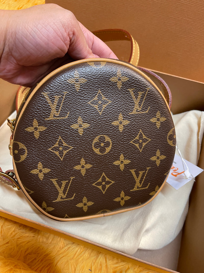 Louis Vuitton Boetie Souple PM