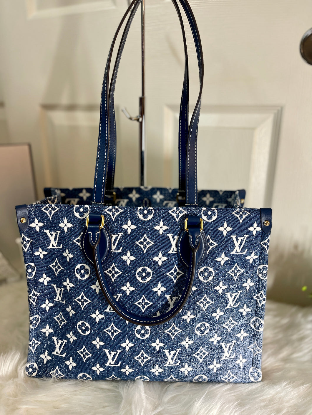 Louis Vuitton OnTheGo PM Tote Bag Navy Blue Monogram