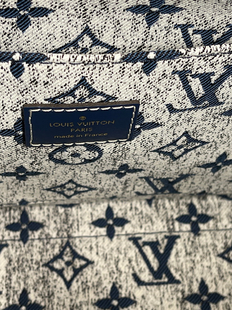 Louis Vuitton Onthego MM Denim