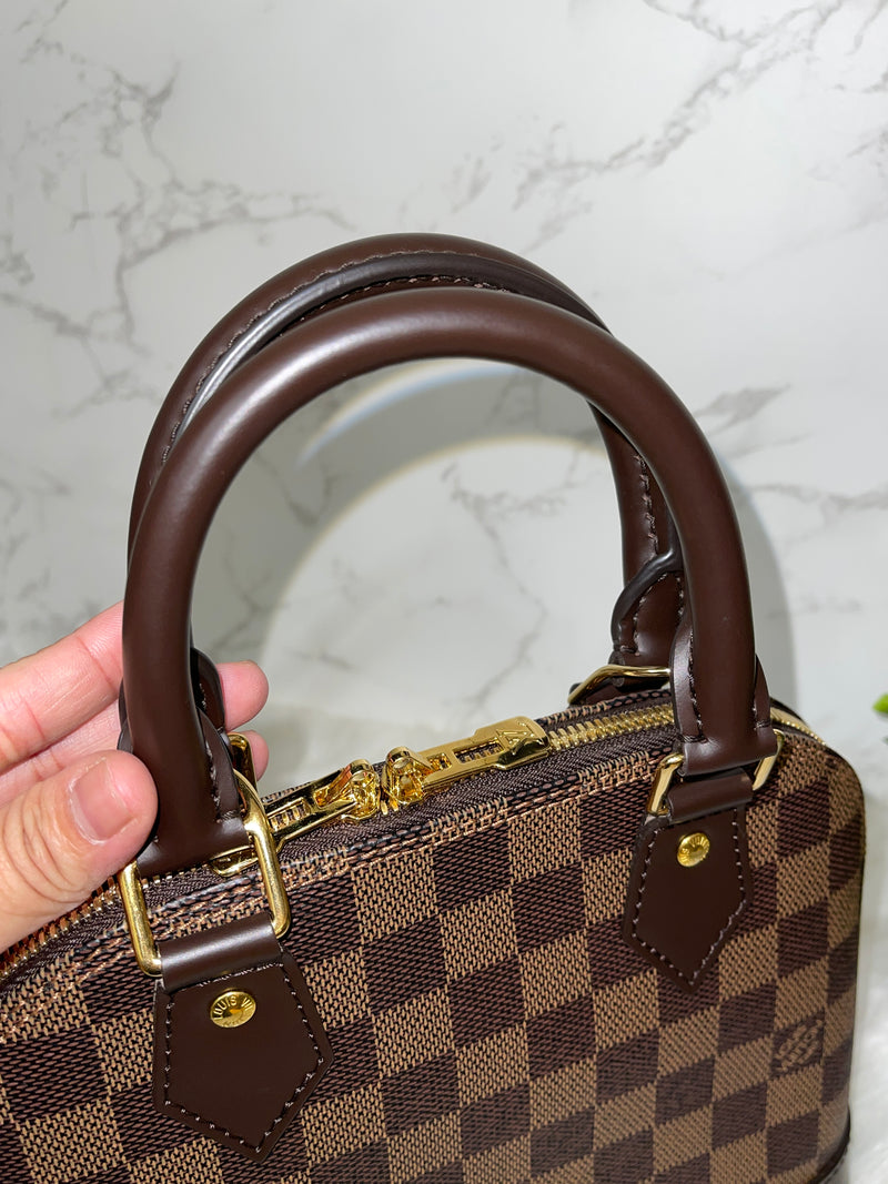 Louis Vuitton Alma BB Damier ebene